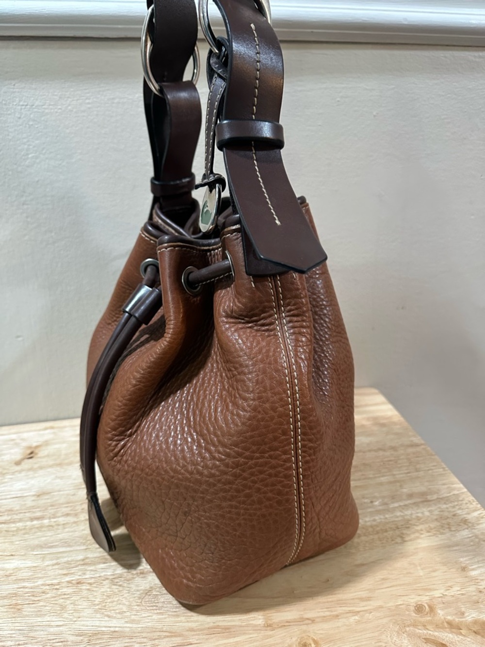 Dooney & Bourke Brown Leather Drawstring Shoulder Bag with Dark Brown Trim - Picture 8 of 16
